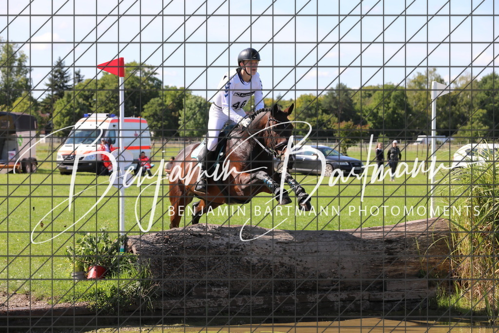 AZ2A0497 | Benjamin Bartmann Photomoments