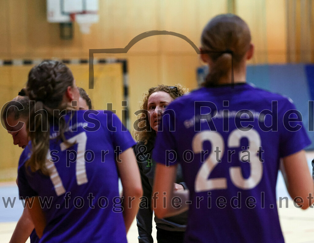2023-02-25_074_SpVgg_Altenerding_III_gegen_TSV_Wartenberg_II | Erding, Deutschland, 25.02.2023:
Handball, Bezirksklasse Frauen Staffel Mitte 2022 / 2023, 13. Spieltag, SpVgg Altenerding III gegen TSV Wartenberg II, Endergebnis: 23:26

Foto: Christian Riedel / fotografie-riedel.net