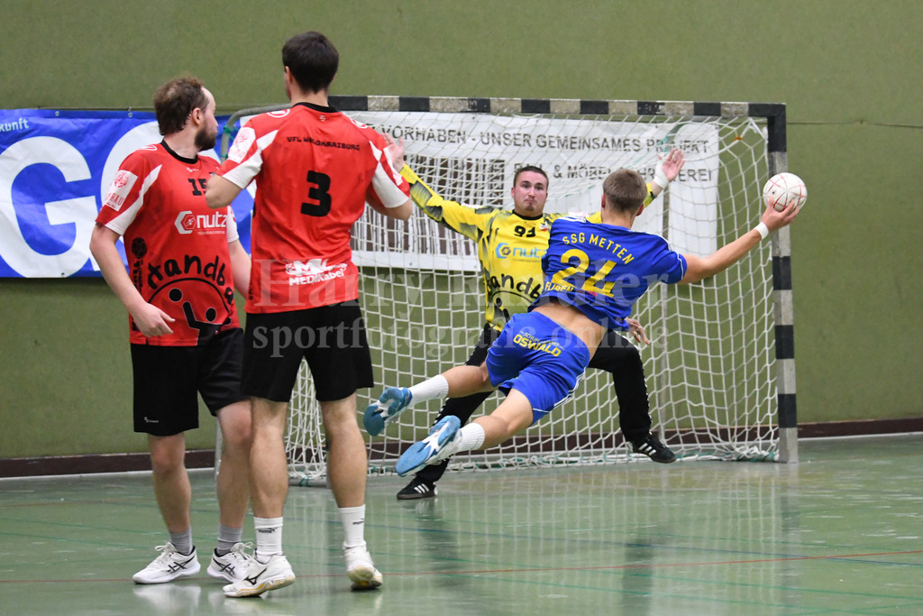 SSG Metten : VfL Waldkraiburg | Leonard Reiszky (SSG Metten #24) - Realisiert mit Pictrs.com