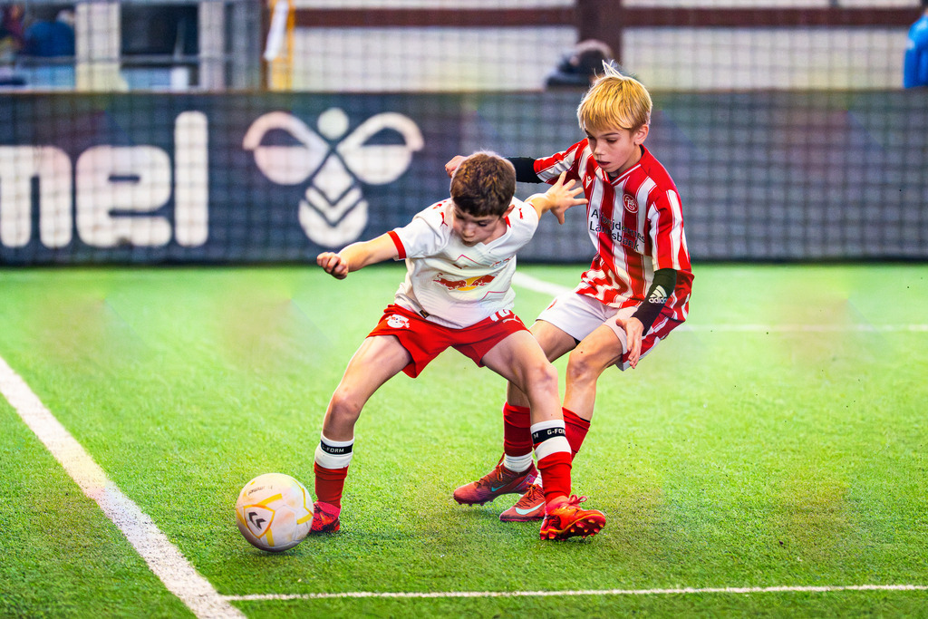 _BLR9991 | Professionelle Fußball- und Sportfotografie. Spielbilder online ansehen und kaufen – Einzelbilder oder komplette Galerien in hoher Qualität. - Realisiert mit Pictrs.com