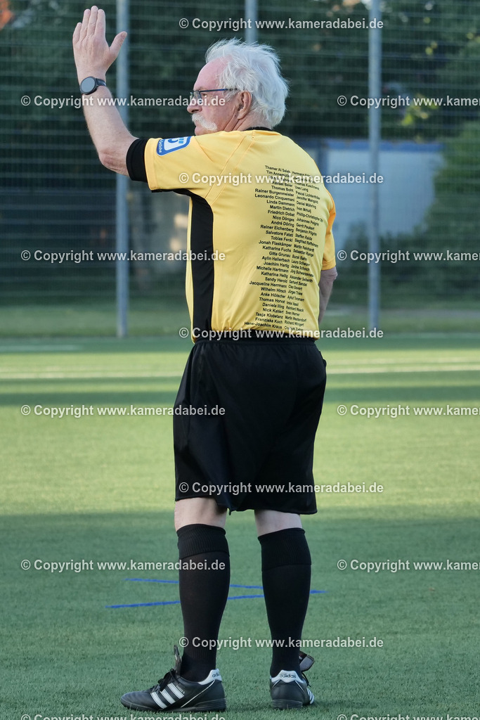 Fußball Kreispokal 25/26 Ü 32 : Spiel um Platz 3 : SV 08/29 Friedrichsfeld - SV Ringenberg AH  2 : 1 | Fußball Kreispokal 25/26 Ü 32 : Spiel um Platz 3 : SV 08/29 Friedrichsfeld - SV Ringenberg AH  2 : 1Spielort : Voerde Friedrichsfeld - Realisiert mit Pictrs.com