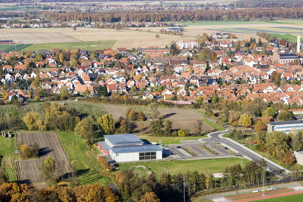Luftbild: Bienwaldhalle Kandel in Kandel im Bundesland Rheinland-Pfalz in Deutschland. Foto: IMG_8880.jpg vom 05.11.2007 durch Werner Riehm/FLY-FOTO.de