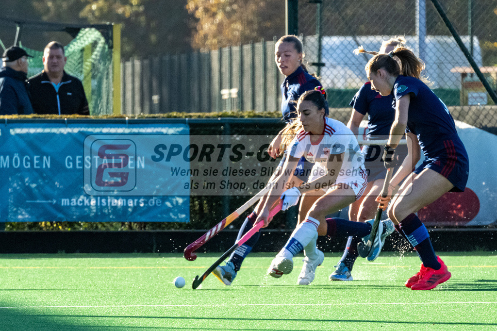 BHC Damen - DHC 3-4 3.11.24 SG-1138 | Hockey,Sport,Fieldhockey,1.Bundesliga,2.Bundesliga,Sportfotografie,Shop,Sportphotography,Feldhockey,Hockeyliga
