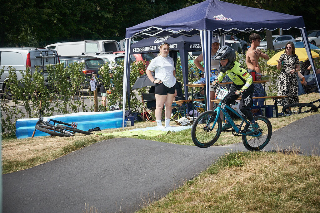202506251-03 PM25 71@sebastiankopp | German Pumptrack Series - Realisiert mit Pictrs.com
