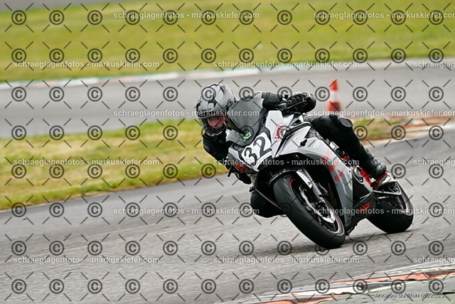 25bt02-0006 | markuskiefer.com - Realisiert mit Pictrs.com
