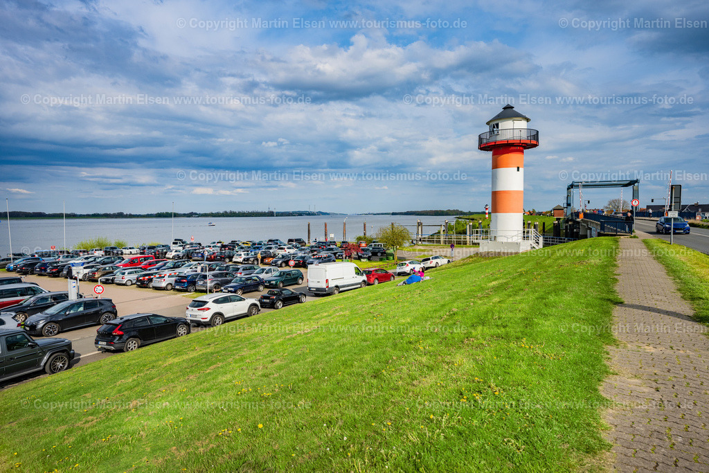 Lühe Anleger Leuchtturm_ELS_5117010523 | Fotos aus den Touristenorten aus Norddeutschland. - Realisiert mit Pictrs.com