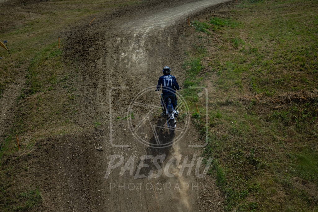MX2A (83) | Paeschuphoto Shop - Wer nicht sucht der auch nicht findet.Ob Motocrossbilder oder von einem besuchtem Spiel, Hauptsache Action. - Realisiert mit Pictrs.com