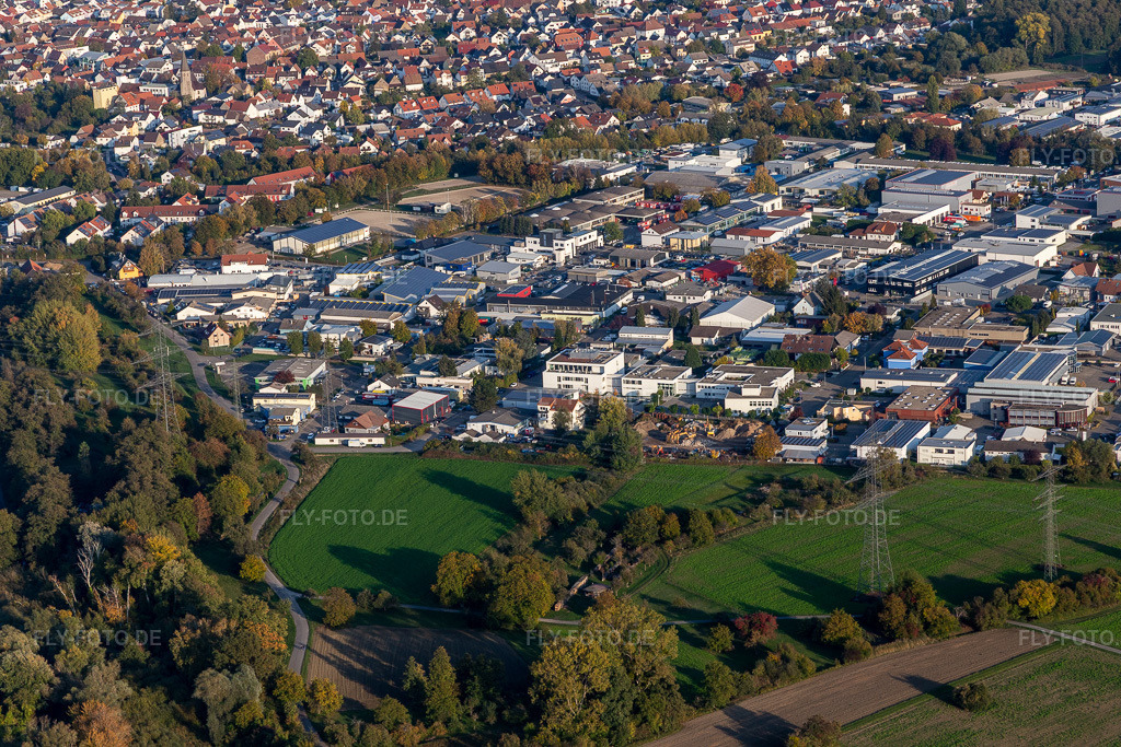 Luftbild: Industrie- und Gewerbegebiet Benzstraße, Industriestraße, Siemensstraße, Kruppstraße Junkersring, Dieselstraße im Ortsteil Eggenstein in Eggenstein-Leopoldshafen im Bundesland Baden-Württemberg in Deutschland. Foto: IMG_123359.jpg vom 19.10.2020 durch Werner Riehm/FLY-FOTO.de