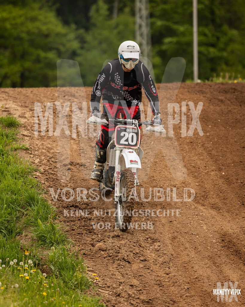 866A5606 | mxndyyvipix