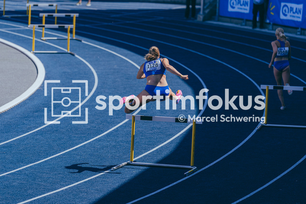 DM U23 U18 Bochum 2026 | Annabell Sauer (TSV SCHOTT Mainz), Startnummer 1128, 400 Meter Hürden, Deutsche Meisterschaften der U18 &amp; U23 2026, Lohrheidestadion Bochum-Wattenscheid, 04.07.2026 Foto: Marcel Schwering / sportimfokus - Realisiert mit Pictrs.com