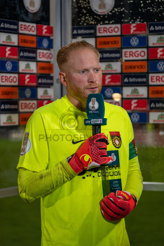 SG Sonnenhof Großaspach vs. Arminia Bielefeld, Fussball, DFB-Pokal, 1. Runde, 22.08.2026 | Maximilian Reule (SG Sonnenhof Großaspach, #01),SG Sonnenhof Großaspach vs. Arminia Bielefeld, Fussball, DFB-Pokal, 1. Runde, 22.08.2026,DFB regulations prohibit any use of photographs as image sequences and/or quasi-video