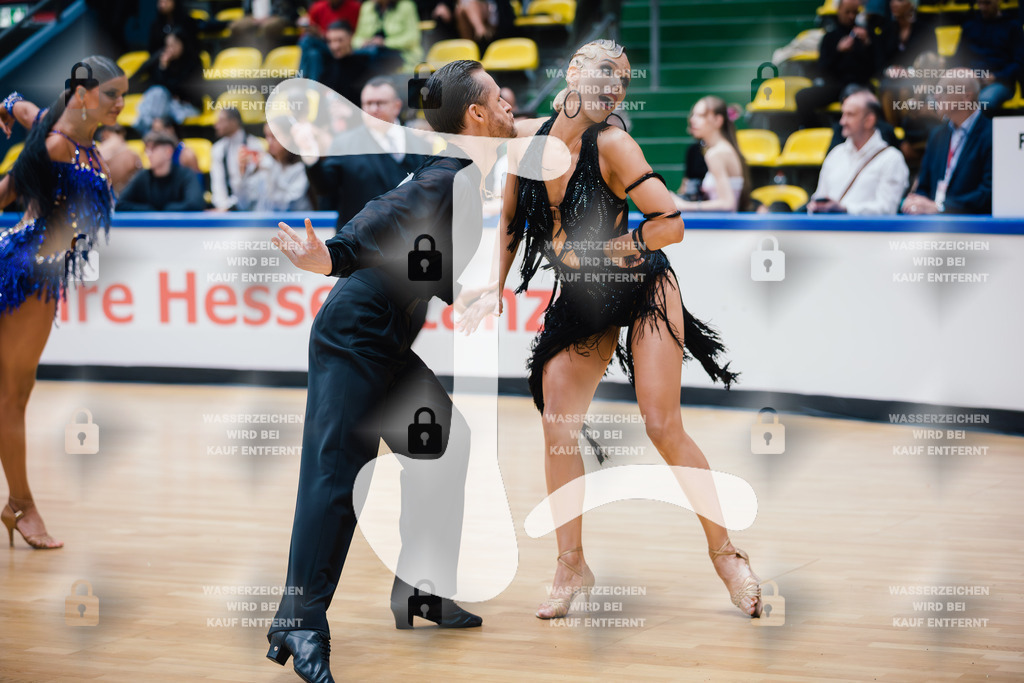 Hessen Tanzt WDSF International Open Latin 4th (83) Vitalii Zakharov _ Tabea Louisa Thaler (TC Blau-Orange Wiesbaden)-2025-05-18-4039 | Webshop for digital downloads and prints of dance sport, event & show photographer Julian Link - Realisiert mit Pictrs.com