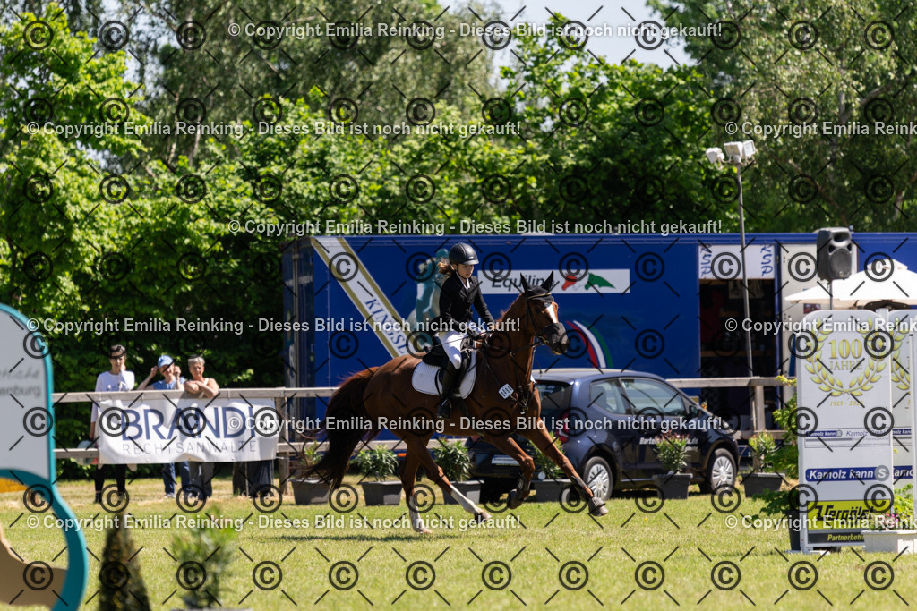 CL5A1098 | Emilia Reinking Fotografie - Realisiert mit Pictrs.com