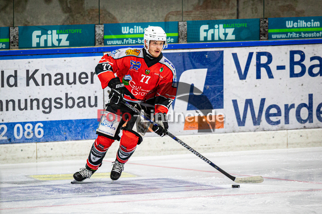 TSV Peißenberg Miners vs Legenden 20 TSV Peißenberg | TSV Peißenberg Legenden 20 Jahre Bayernliga, TSV Peißenberg Miners vs Legenden 20 TSV Peißenberg,Bernhard SCHMID (Miners 77) in Aktion,2024-09-13 in Peißenberg (Eisstadion)Bernhard SCHMID (Miners 77)Copyright: WolfgangxLindner