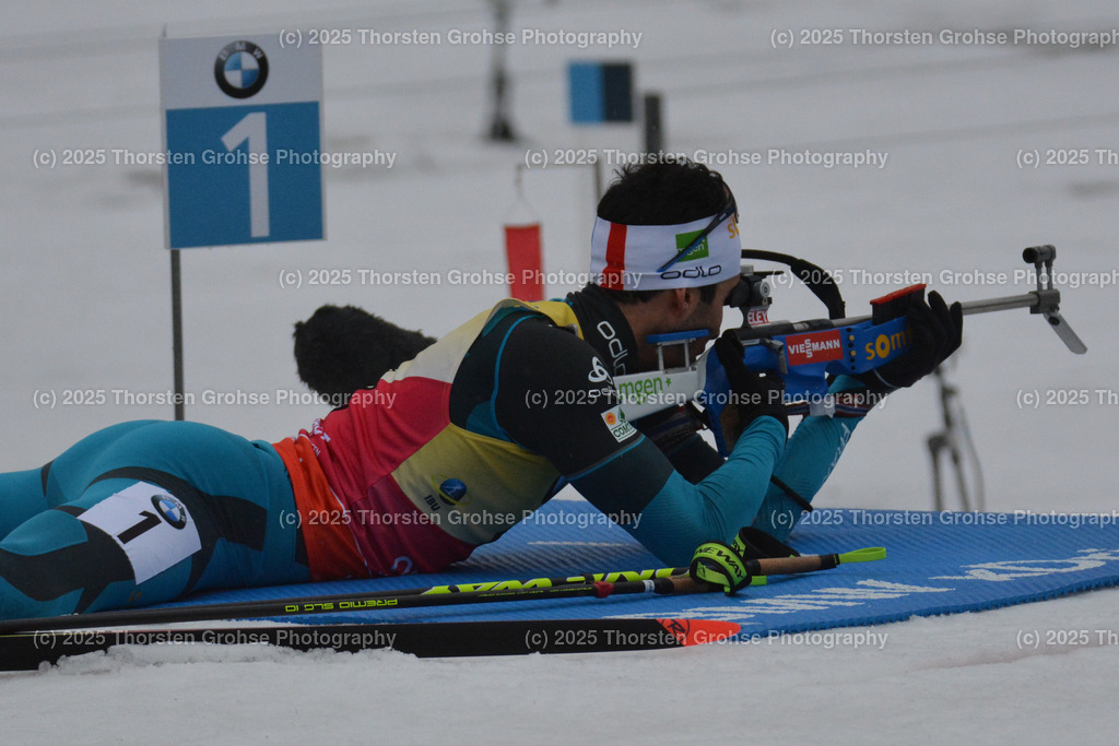 IBU WC Biathlon Oberhof 2018 | FOURCADE Martin (FRA) beim liegend Schiessen; IBU WC Biathlon Oberhof 2018, 12,5 km Verfolgung der Männer am 06.01.2018 in der DKB Ski Arena in Oberhof, (Deutschland) - Realisiert mit Pictrs.com