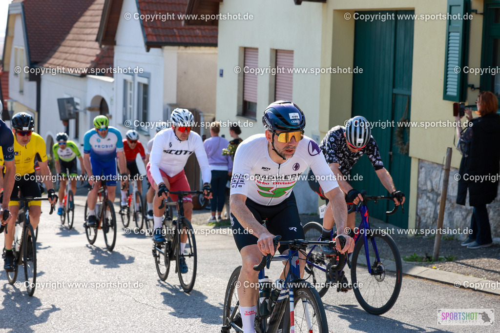 503_AR6_8947 | Neusiedlersee Radmarathon 2026@sportshot_your_pictrs #yourpictures#roadtowm2029 #nrm #neusiedlerseeradmarathon #neusiedlersee #neusiedlerseetourismus #burgenland #mörbisch #nrm26 #burgenlandtourismus #voglundco #poweredbyburgenlandtourismus #radsport #rad #marathon #ucigranfondo #visitburgenland #ucigranfondoworldseries