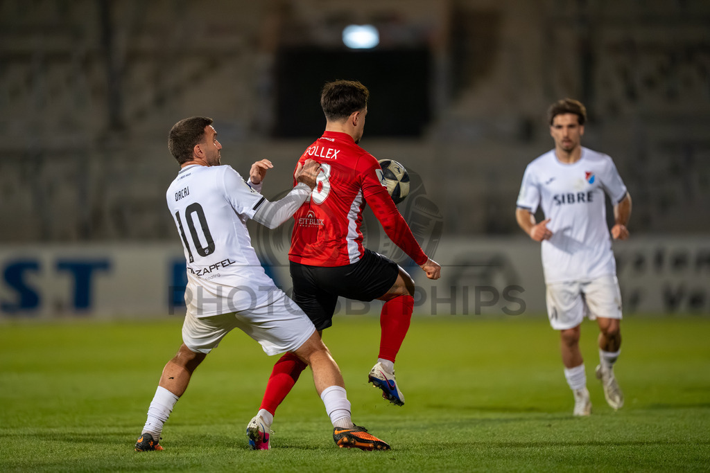 SG Sonnenhof Grossaspach vs. TSV Steinbach Haiger, Fussball, Regionalliga Suedwest, 25. Spieltag, 20.03.2026 | Niklas Pollex (SG Sonnenhof Großaspach, #18),SG Sonnenhof Grossaspach vs. TSV Steinbach Haiger, Fussball, Regionalliga Suedwest, 25. Spieltag, 20.03.2026Foto: photosbyphips/Philip Ziegler