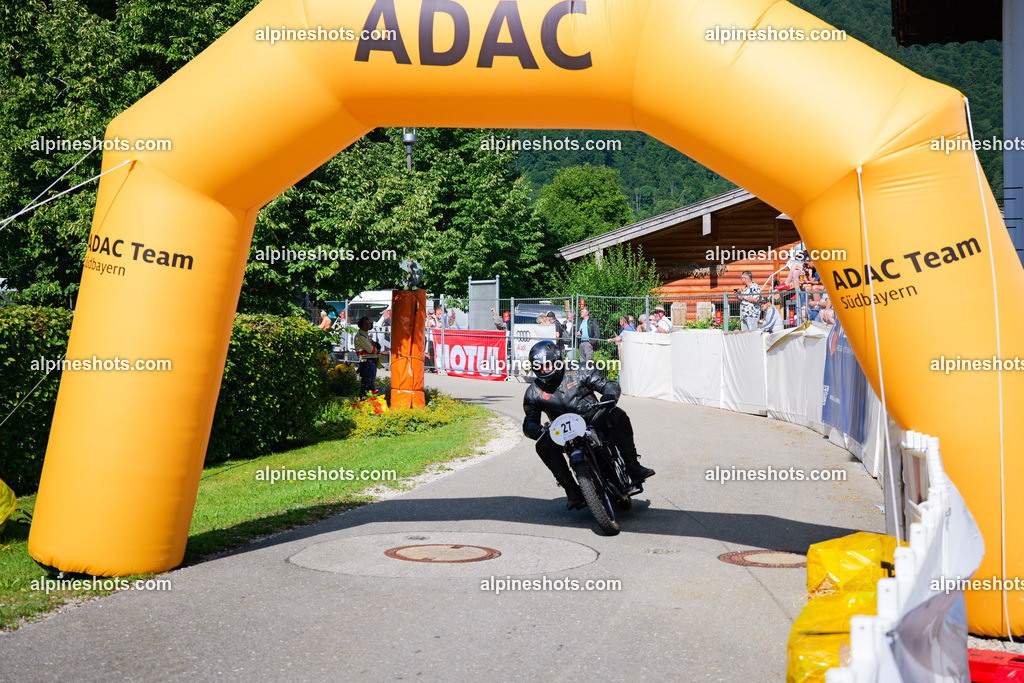 P1025915 | Erleben Sie atemberaubende, hochqualitative Fotos Ihrer Fahrt entlang der malerischen Alpenstraßen. Besuchen Sie alpineshots.com, um professionelle Aufnahmen Ihrer unvergesslichen Reise zu finden und zu kaufen - Realisiert mit Pictrs.com