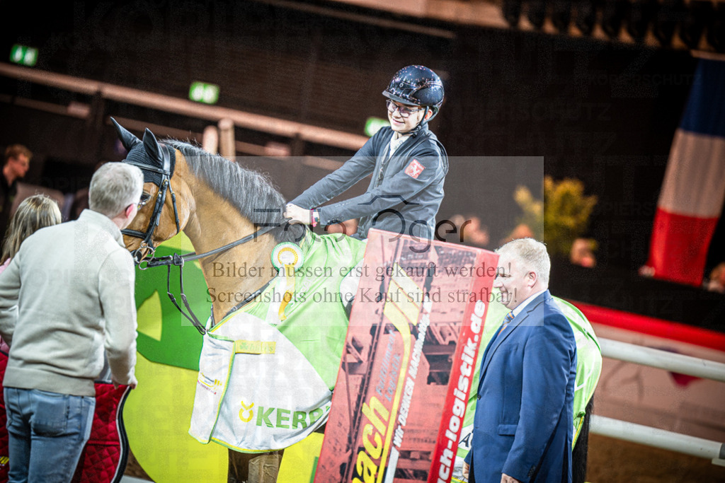 DOS_0038 | Entdecke hochwertige Reitturnierfotos von Foto Oger. Professionell, emotional und authentisch – jetzt Lieblingsmomente im Shop bestellen.Deutschlandweite Turnierfotografie. - Realisiert mit Pictrs.com