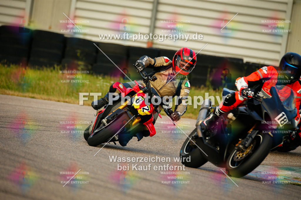 _MOT5205 | Hier findet Ihr Bilder von Touristenfahrten auf der Nürburgring Nordschleife oder von anderen Veranstaltungen die ich besucht habe. Viel Spass beim Durch Schauen 