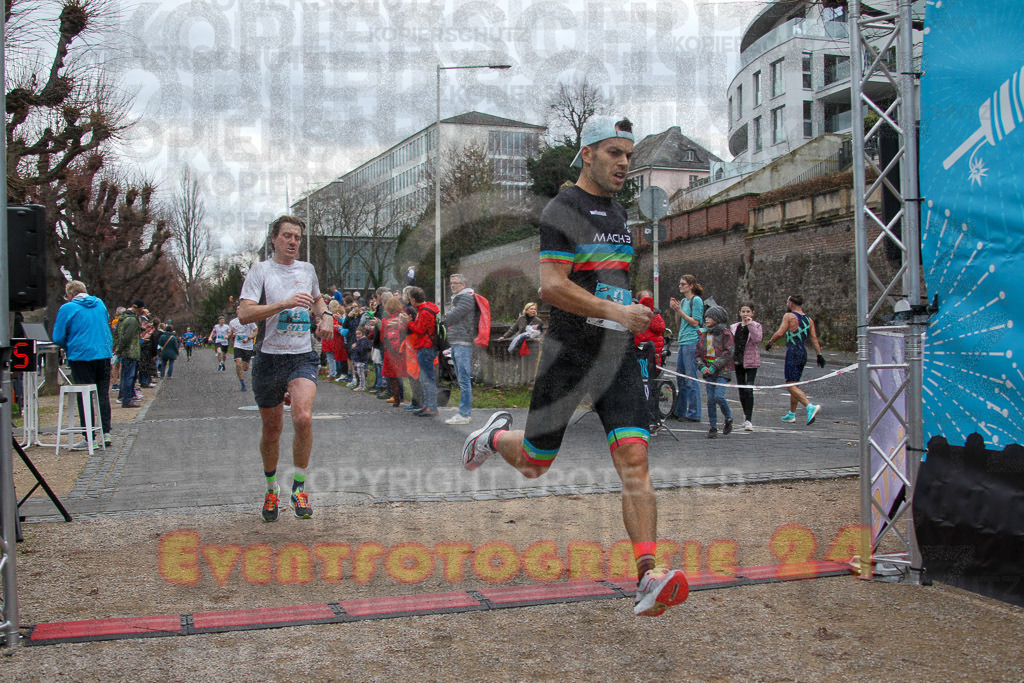 221231_1149_EV4_7699 | Sportfotografie im Rhein-Sieg Kreis, Köln, Bonn, NRW, Rheinland Pfalz, Hessen, etc. Unser Tätigkeitsfeld umfasst den Laufsport vom Volkslauf über den Marathon, Duathlon, Triathon bis zum Ultralauf wie Kölnpfad Ultra oder Schindertrail.