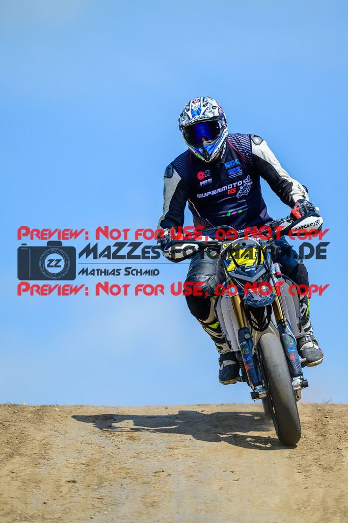 MaZZes_FotoMatrix_240622_6007705_7721 | UE40