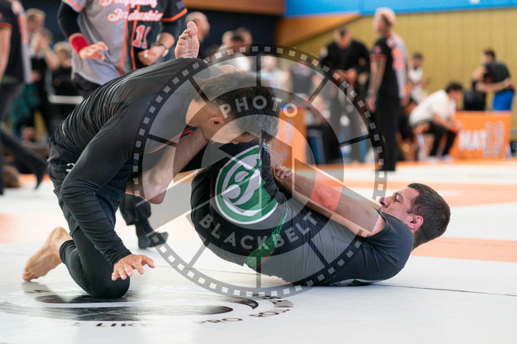 20240915PBB3084 | Athletes compete during the Grappling Industries’ grappling and Brazilian jiu-jitsu competition in Berlin, on September 15, 2024.
