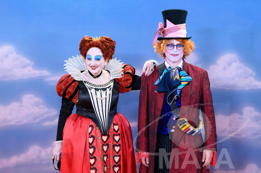 _DWI4753 | MATA IndoCon - Realisiert mit Pictrs.com