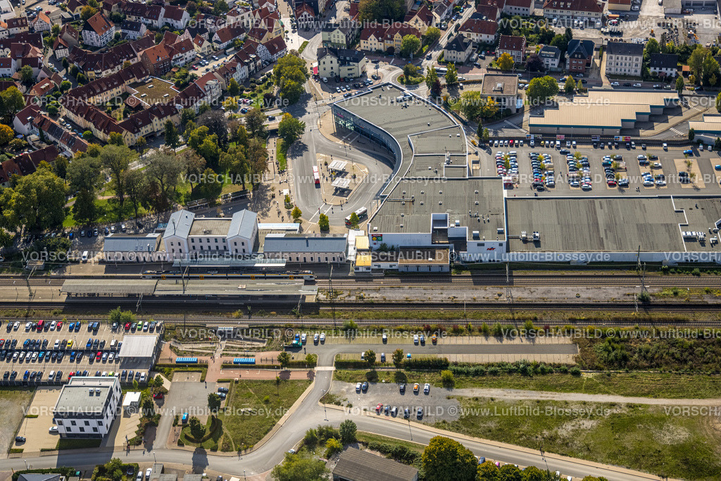 Soest220904386 | Luftbild, City-Center Am Bahnhof, Bahnhof Soest, Walburger, Soest, Soester Börde, Nordrhein-Westfalen, Deutschland