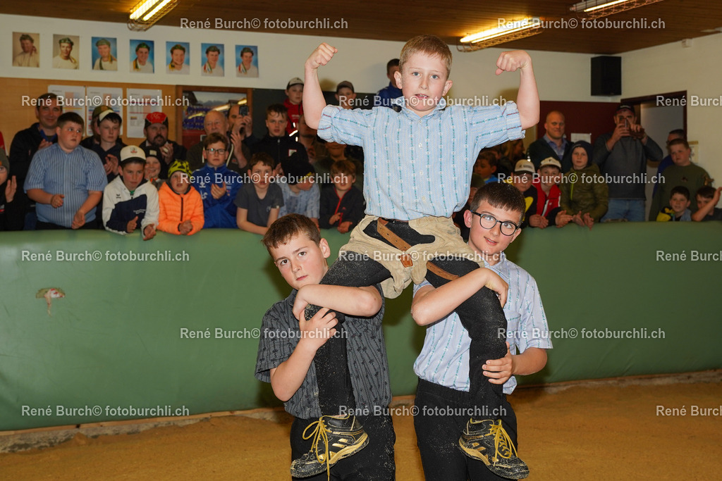 Sieger Freiburghaus Levin | René Burch leidenschaftlicher Fotograf aus Kerns in Obwalden.  Hier finden sie Sport, Landschaft und Natur Fotografie.
 - Realisiert mit Pictrs.com