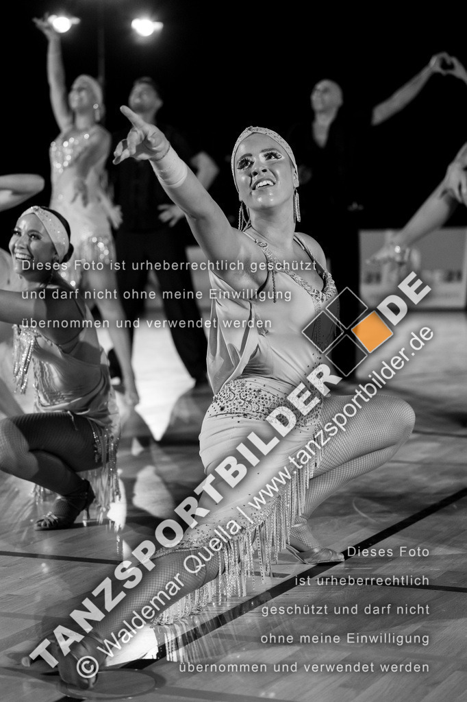 20250504-10906 | Hier finden Sie Tanz Bilder vom Latein und Standard Formationen tanzen. Sportbilder vom Tanzsport. Schöne Fotos und von Weltmeisterschaft, Europameisterschaft, Bundesliga, Regionalliga, Oberliga und Landesliga sowie von GOC Stuttgart, DanceComp, WM Bremen