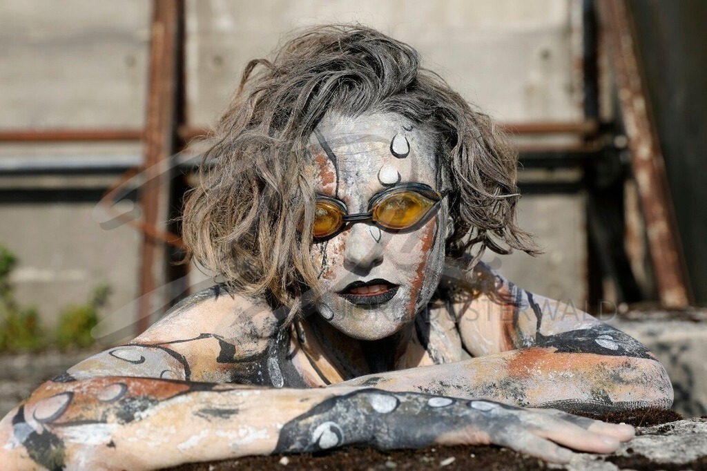 Bodypainting-RUSTLADY_9853b | #006 | Modell: Caro | Foto: Tschiponnique Skupin - Realisiert mit Pictrs.com