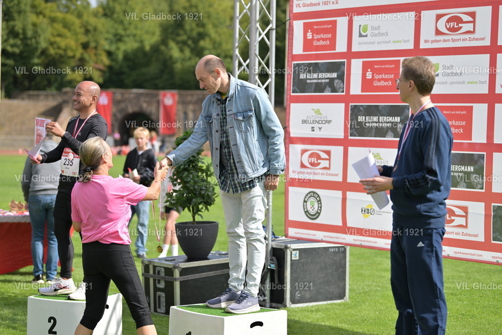 2026-08-23_Sparkassenlauf_Siegerehr_KH_00012 | Die Fotografen - Realisiert mit Pictrs.com