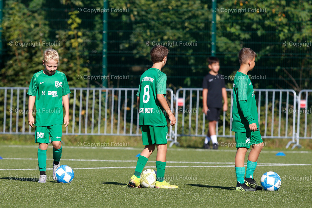 A_LUI_200925_01 | ASKOE OEDT (ROT) UND SC HOERSCHING (GRUEN) U12