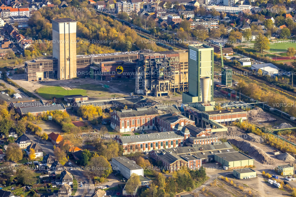 Gelsenkirchen221102292noerdlich | Luftbild, ehemaliges DSK Bergwerk Lippe, Egonstraße, Graffiti auf Gebäudefront, Stadtgrenze zu Gelsenkirchen, Westerholt, Hassel, Gelsenkirchen, Ruhrgebiet, Nordrhein-Westfalen, Deutschland
