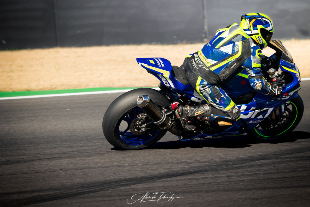 Ducati Trackday Hockenheimring 2026 | Entdecken Sie die faszinierende Welt von Alexander Tschuncky Arts: Kreative Fotografie, atemberaubende Automobilkunst und hochwertiger Bilderdruck. Lassen Sie sich inspirieren! - Realisiert mit Pictrs.com
