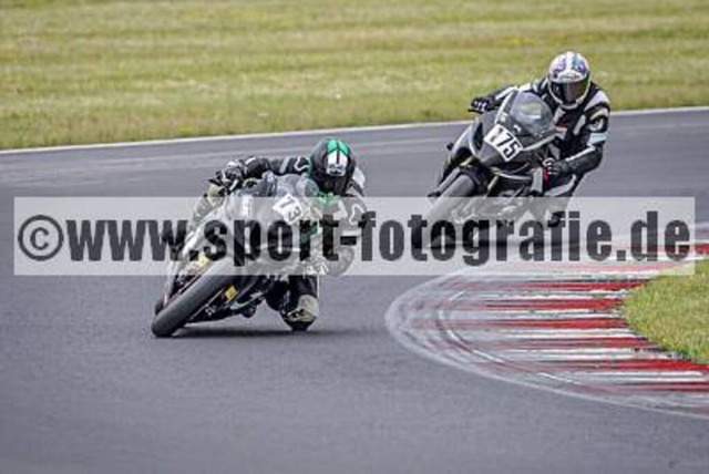 spof9603 | Professionelle Fotos von Sportveranstaltungen, aber auch Hochzeiten und anderen Events. - Realisiert mit Pictrs.com