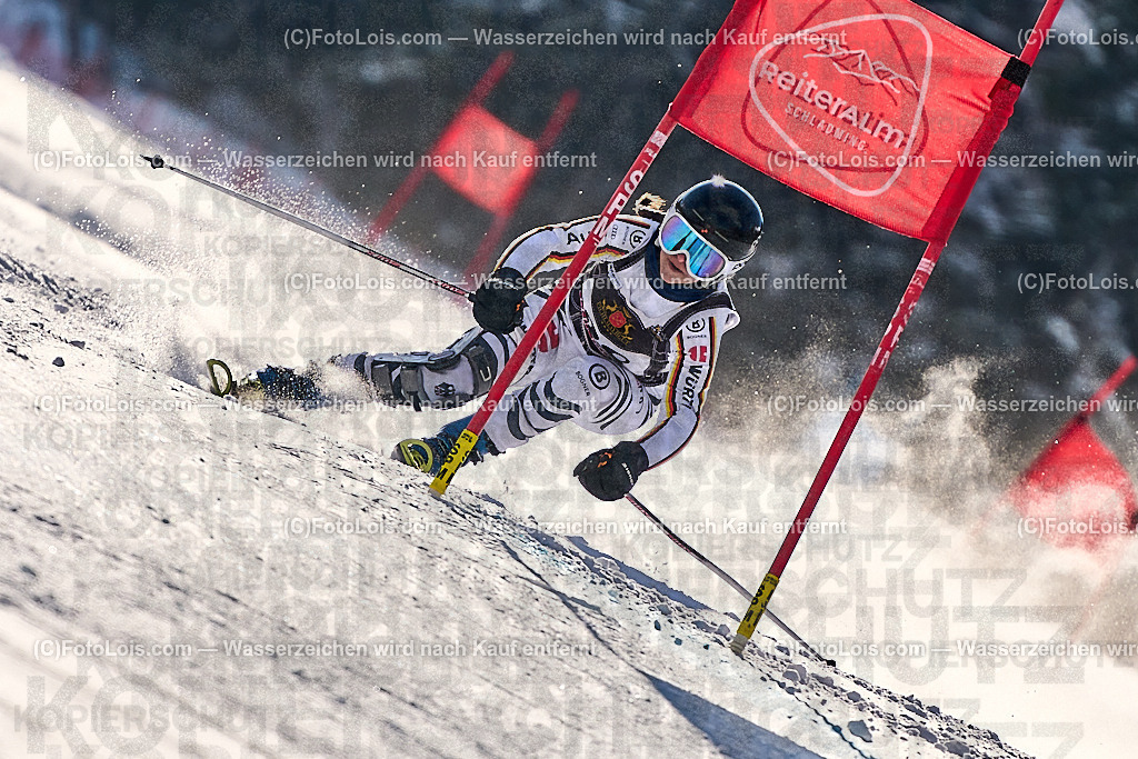 _ALP3952_MASTERS-CUP_Reiteralm_AC-GS_RADER Michaela | FIS WORLD CUPMASTERS ALPINE SKIING, 28. MÄRZ 2026 - REITERALM | STMK | AUT.   Veranstaltet vom Masters-Referat des Deutschen Skiverbandes (DSV). Durchführende Organisation: WSV Pichl-Reiteralm, unterstütutzt von den Bergbahnen REITERALM bei Schladming und SKI AUSTRIA.                            Disziplin:  GiantSlalom.                                                 Kategorien:  A (Herrn 30-59 Jahre), B (Herrn ab 60 Jahre), C (Damen 30-59 Jahre), D (Damen ab 60 Jahre).                Rennstrecken:   Muldenliftpiste-I &amp; -II auf der Reiteralm.