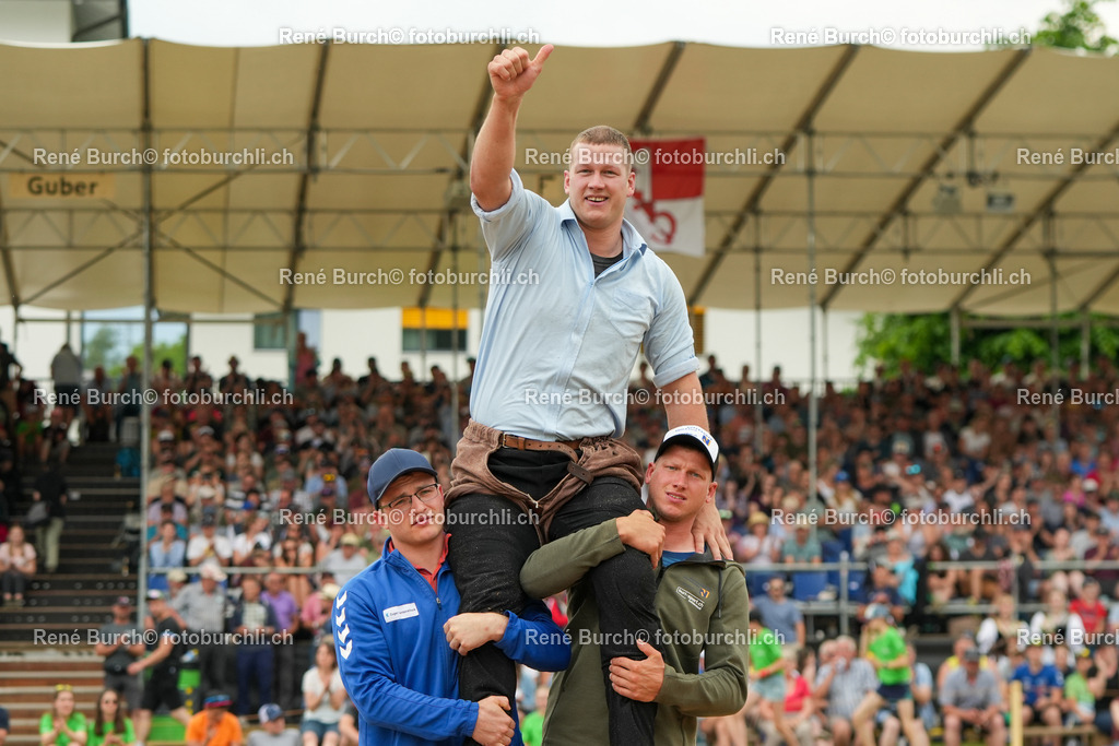 Pirmin Reichmuth | René Burch leidenschaftlicher Fotograf aus Kerns in Obwalden.  Hier finden sie Sport, Landschaft und Natur Fotografie.
 - Realisiert mit Pictrs.com
