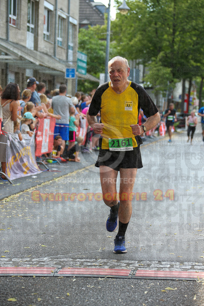 220625_1659_EX1_5677 | Sportfotografie im Rhein-Sieg Kreis, Köln, Bonn, NRW, Rheinland Pfalz, Hessen, etc. Unser Tätigkeitsfeld umfasst den Laufsport vom Volkslauf über den Marathon, Duathlon, Triathon bis zum Ultralauf wie Kölnpfad Ultra oder Schindertrail.