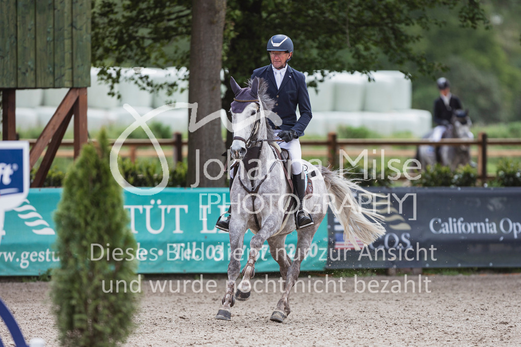 250506_Mühlen_SprPf-A2-296 | Deine schönsten Turniermomente als professionelle Fotos! Entdecke hochwertige Pferdesport-Fotografie im Online-Shop. Jetzt Fotos finden & bestellen!