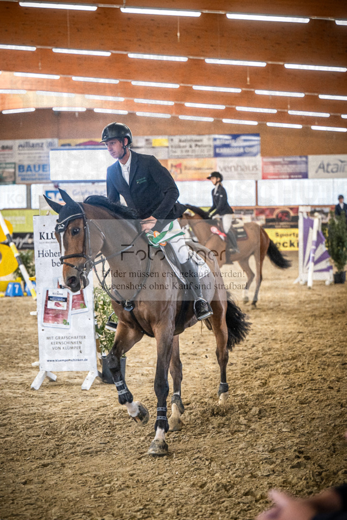 DOS_0095 | Entdecke hochwertige Reitturnierfotos von Foto Oger. Professionell, emotional und authentisch – jetzt Lieblingsmomente im Shop bestellen.Deutschlandweite Turnierfotografie. - Realisiert mit Pictrs.com
