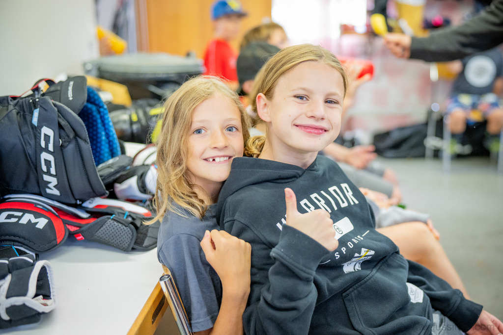 2025-09JP Hockey-Camp-Widnau-1299 | "Fussifoto.com – Ihr Ansprechpartner für hochwertige Fotografie! Entdecken Sie kreative Bilder und professionelle Dienstleistungen. Kontaktieren Sie uns für Ihre Projekte!"