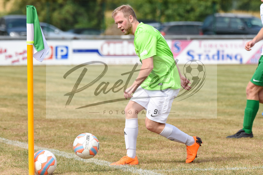 20180812_OHRBEL_0015 | Fußball, Herren:   beim Spiel der 1. Kreisklasse zwischen SV Ohrbeck vs. SVC Belm-Powe II am 12.08.2018 an der Hüggelkampfbahn in Ohrbeck-Hasbergen, Deutschland.(Foto von Nico Paetzel) - Realisiert mit Pictrs.com