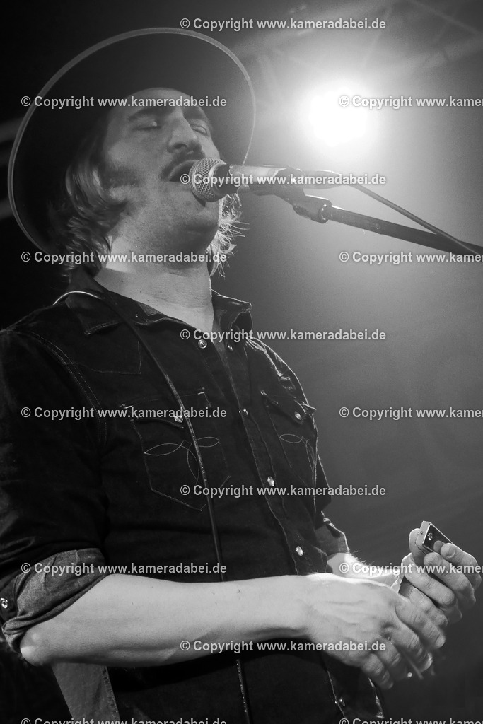 Konzert : Black Bottle Riot am 14.11.2025 im Rare Guitar in Münster | Konzert : Black Bottle Riot am 14.11.2025 im Rare Guitar in Münster - Realisiert mit Pictrs.com