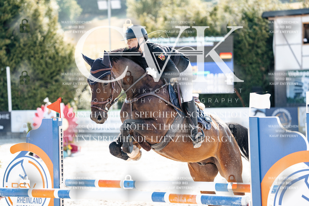 CK902135 | Turnierfotografie Pferdefotografie Trier Rheinland-Pfalz Pferdesport Reitsport Tierfotografie Sportfotografie Pferdevideo Pferdevideografie Equestrianvideography equestrianphotography  - Realisiert mit Pictrs.com