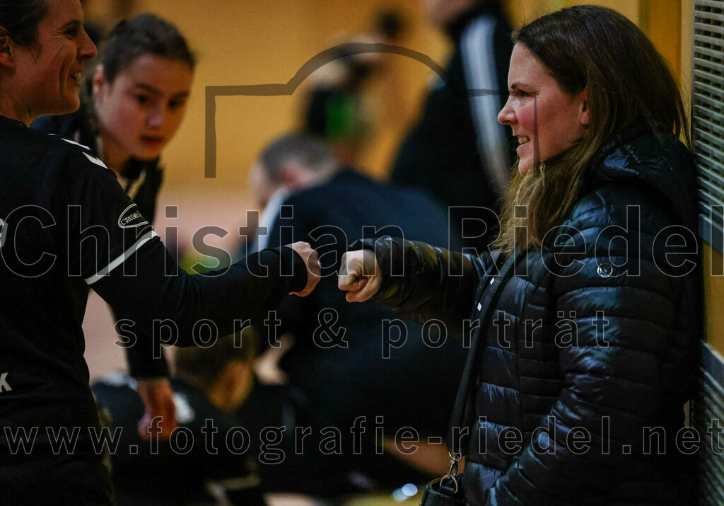 2023-11-11_009_SpVgg_Altenerding_gegen_TSV_Simbach_II | Erding, Deutschland, 11.11.2023:
Handball, Bezirksliga Frauen Altbayern 2023 / 2024, 5. Spieltag, SpVgg Altenerding II gegen TSV Simbach II, Endergebnis: 31:28

Foto: Christian Riedel / fotografie-riedel.net