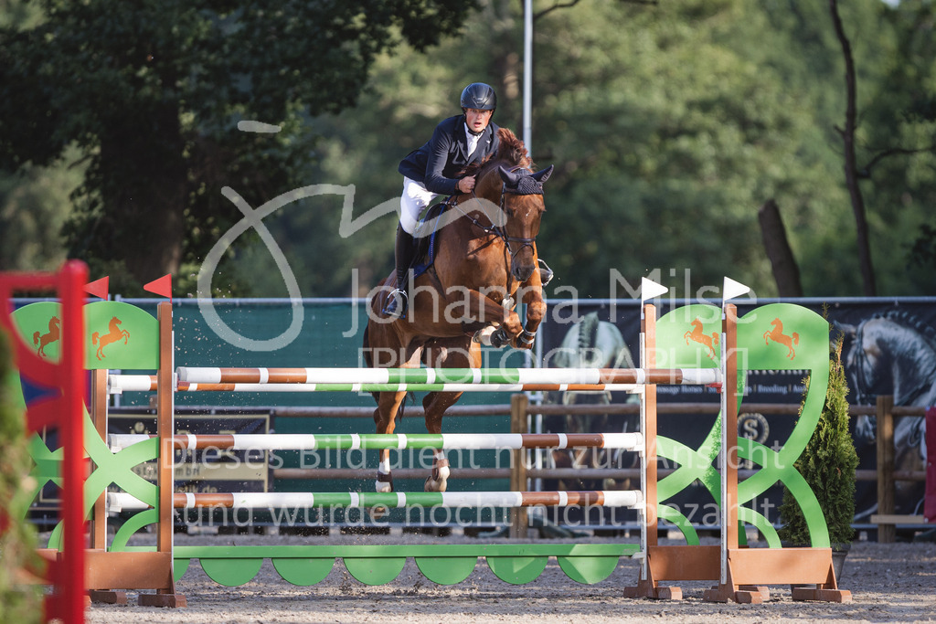 220614_Mühlen_Youngster-S-906 | Late Entry Mühlen
Springprüfung Kl.S* 7j. Youngster Springen
14.06.2022