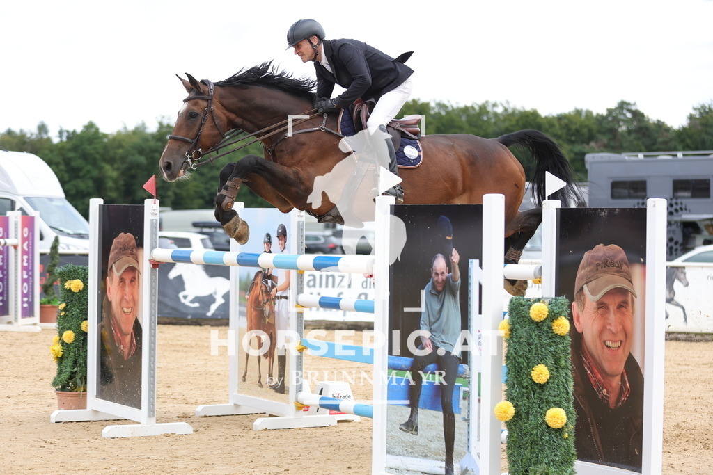 0P6A5703 | Willkommen bei Brunnmayr - Design & Fotografie – Ihrem Spezialisten für Reitturniere und Pferdeveranstaltungen in Oberösterreich, Salzburg und Bayern! Seit über 17 Jahren sind wir leidenschaftlich dabei.