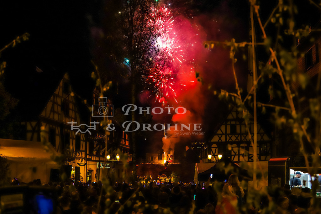 Oberwesel 2023 Hexennacht-2392 | Die Hexennacht in Oberwesel am Rhein findet in der Walpurgisnacht am 30. April statt. - Realisiert mit Pictrs.com